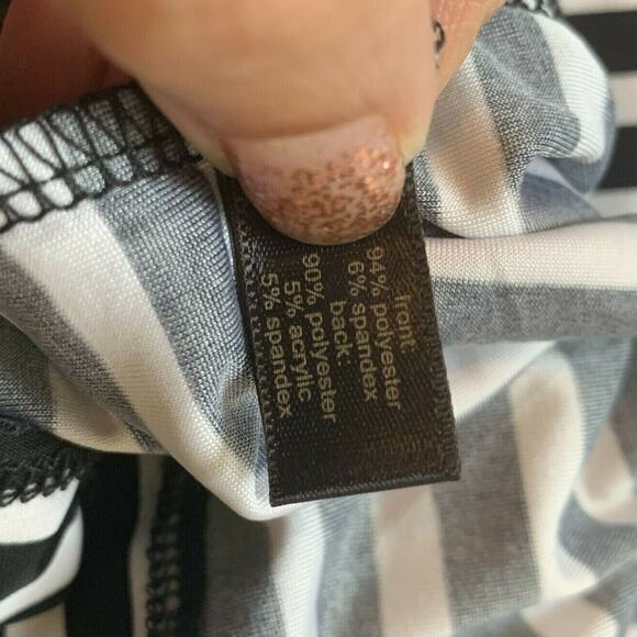 The Limited white black front stripe tank top Size Medium - Picture 4 of 11